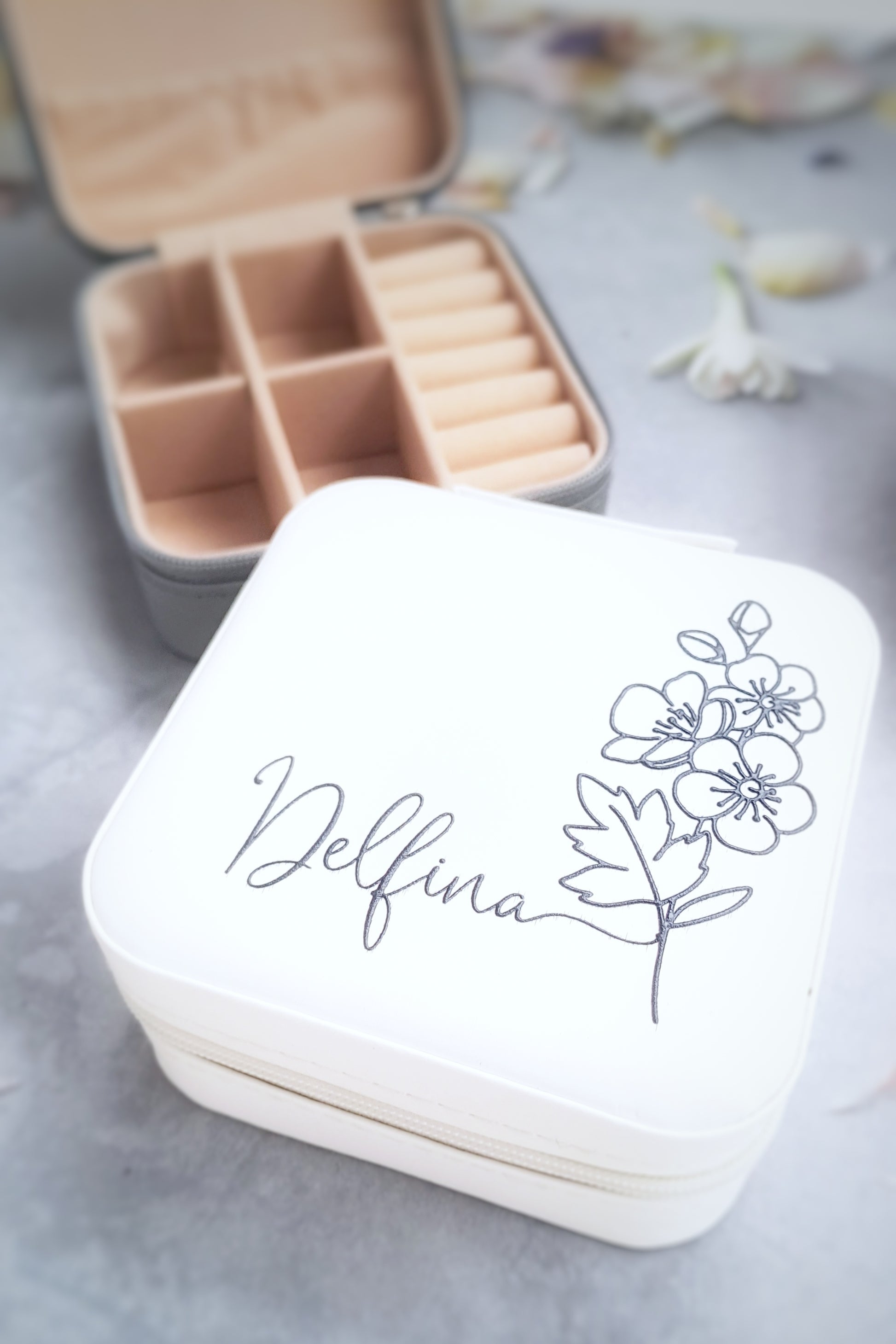 Birth flower personalised  Jewellery Box Gift Smooches Bridal   